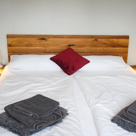 Kontraste Hotel Neumünster Екстериор снимка