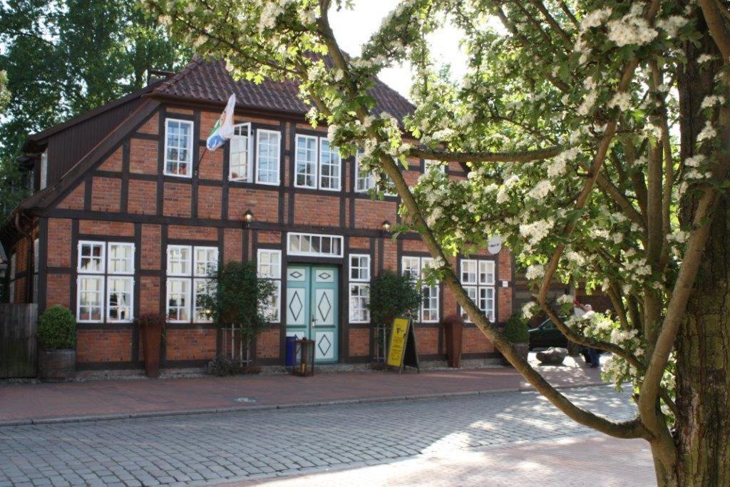 Kontraste Hotel Neumünster Екстериор снимка