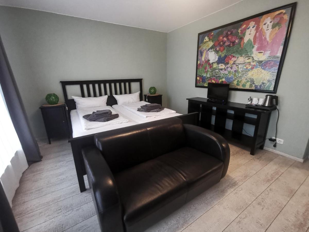 Kontraste Hotel Neumünster Екстериор снимка