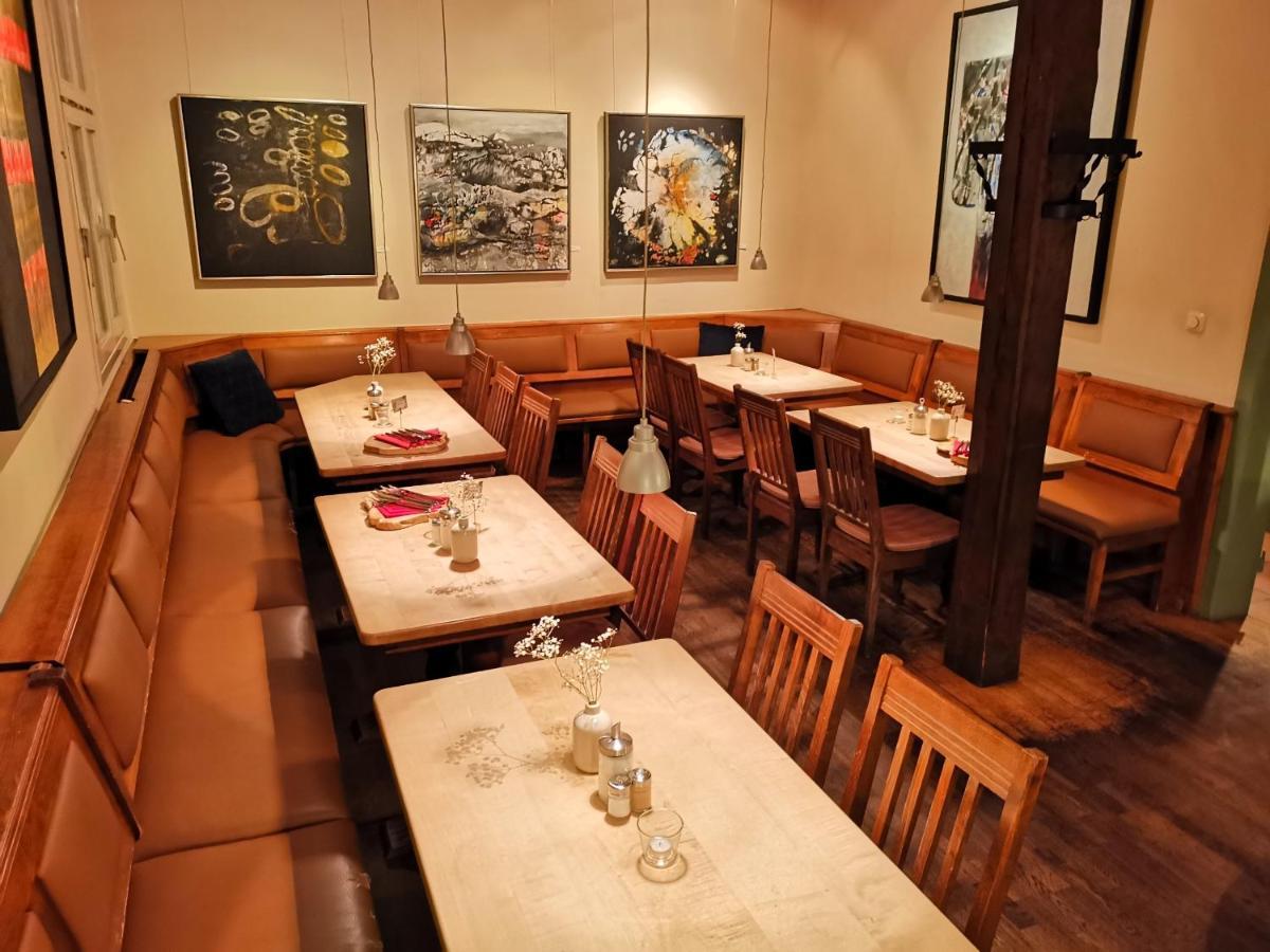 Kontraste Hotel Neumünster Екстериор снимка