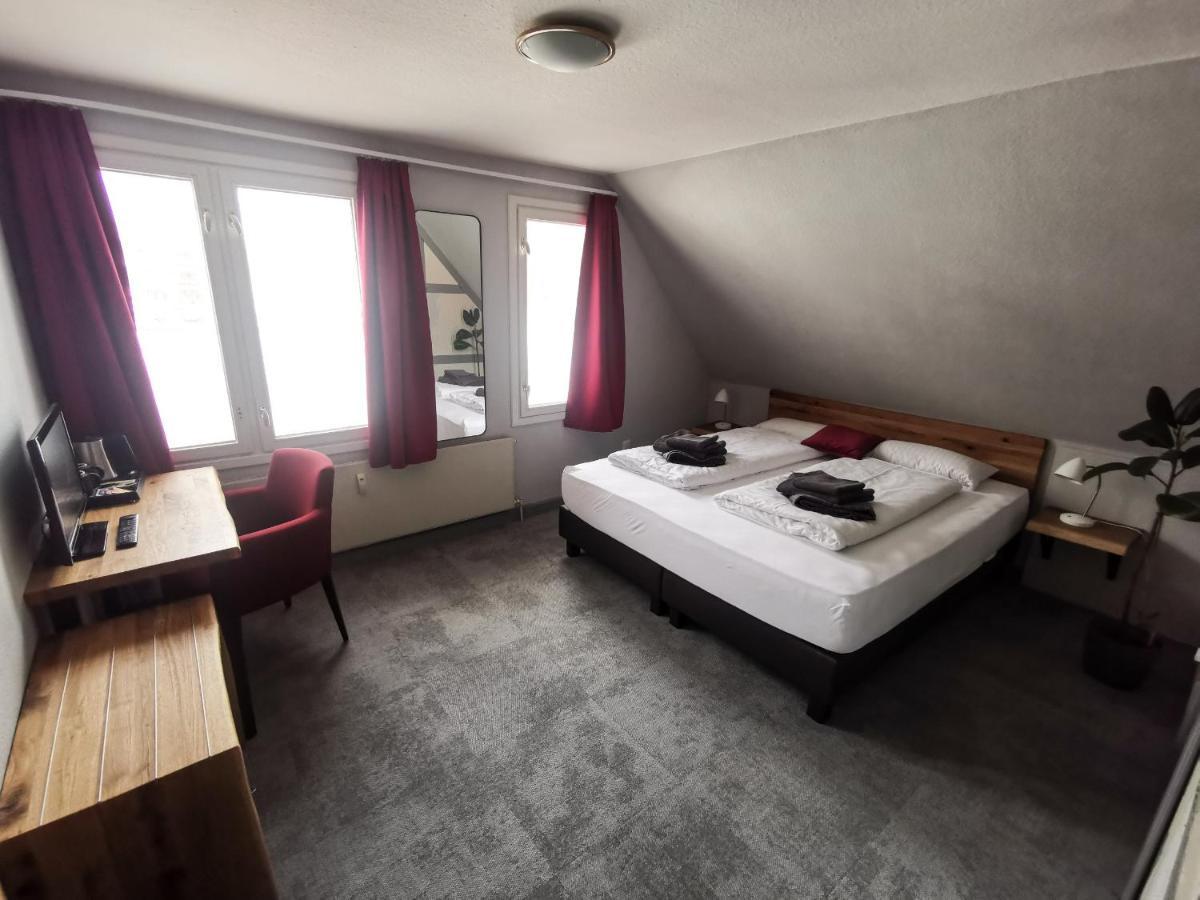 Kontraste Hotel Neumünster Екстериор снимка